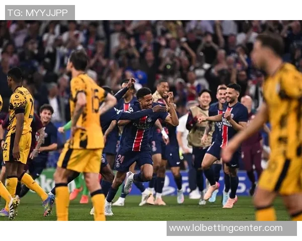 英超激战巴黎圣日耳曼绝杀马竞全场沸腾精彩集锦回顾