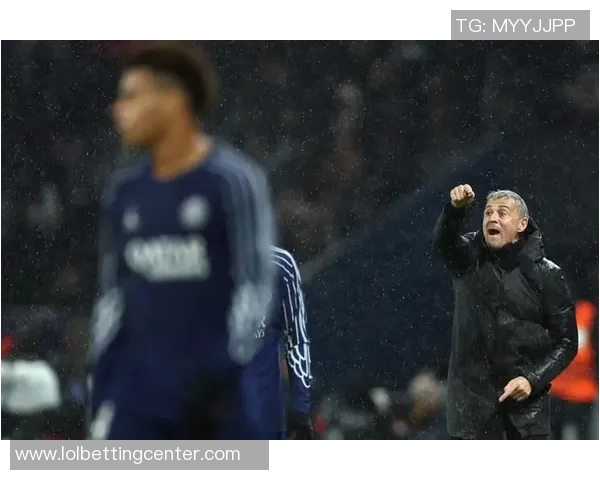 意甲激战巴黎圣日耳曼上演惊天逆转以4-3战胜曼城全场沸腾