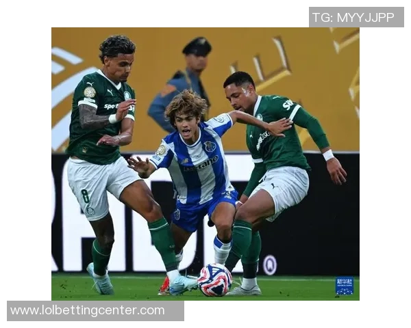 世界杯波尔图与切尔西激战成平争议判罚引发全场热议