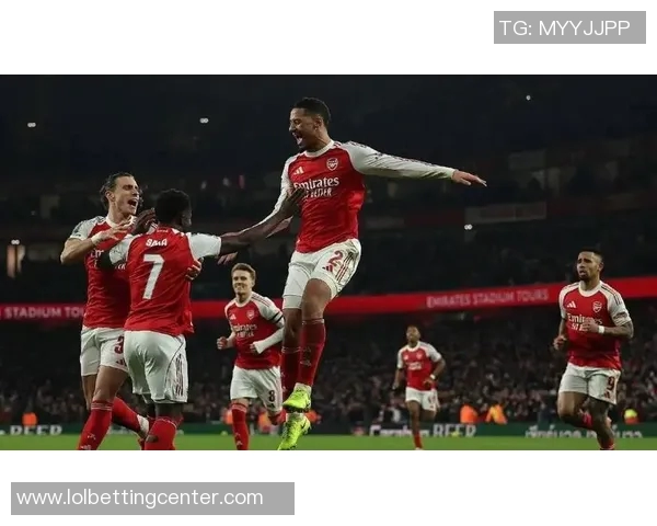 欧冠经典对决阿森纳与曼联战成平局逆转时刻点燃全场激情 欧冠经典对决阿森纳与曼联战成平局逆转时刻点燃全场激情