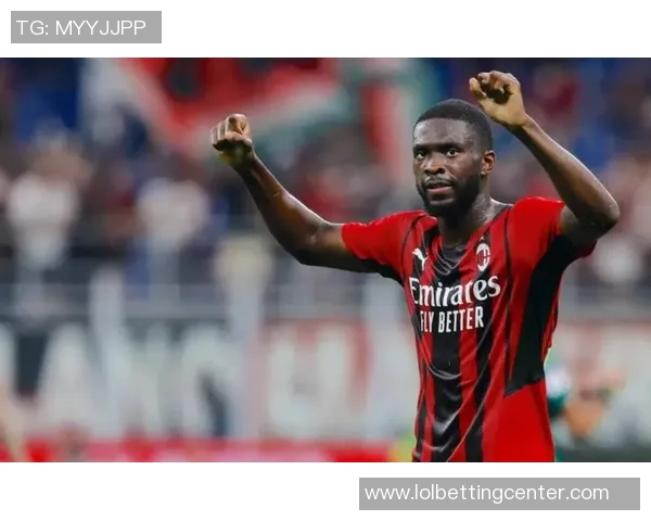 英超经典对决AC米兰与巴萨0比0平局红牌事件引发全场热议