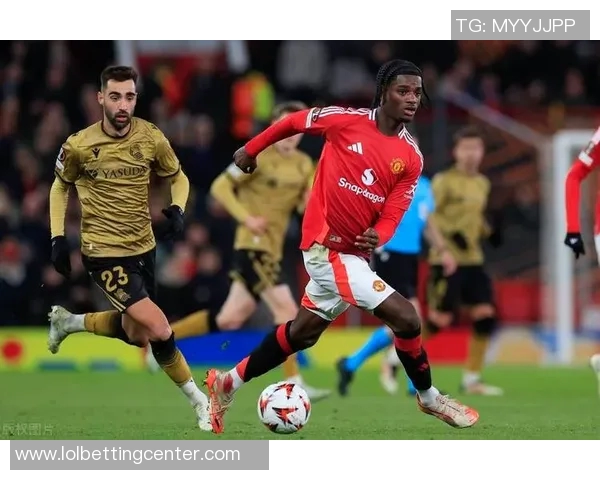 欧联杯经典对决利物浦逆转曼联帽子戏法引爆全场激情 欧联杯经典对决利物浦逆转曼联帽子戏法引爆全场激情