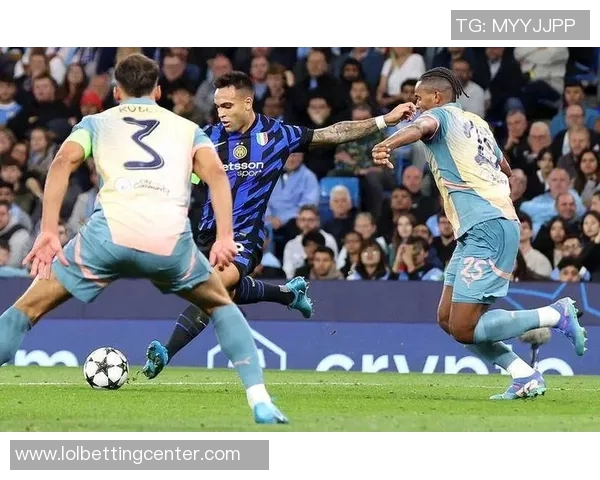 国米与皇马友谊赛战平神奇扑救瞬间点燃全场激情 国米与皇马友谊赛战平神奇扑救瞬间点燃全场激情