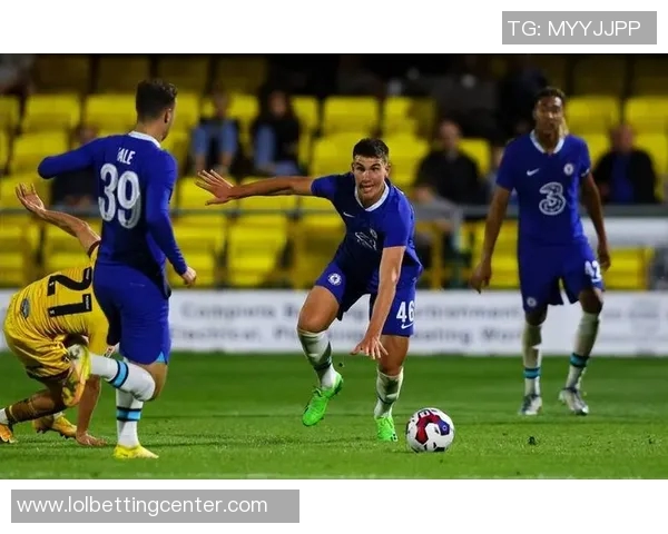 西甲激战那不勒斯大胜切尔西点球大战引发转会热议与关注 西甲激战那不勒斯大胜切尔西点球大战引发转会热议与关注