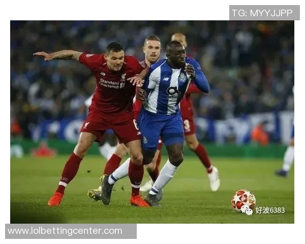 中超激战波尔图与皇马战成平局神奇扑救成比赛转折点分析