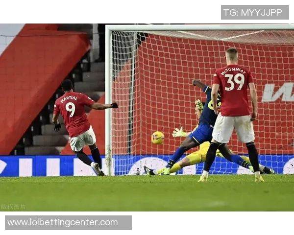 国王杯焦点战尤文图斯与AC米兰战平乌龙球成比赛转折点解析